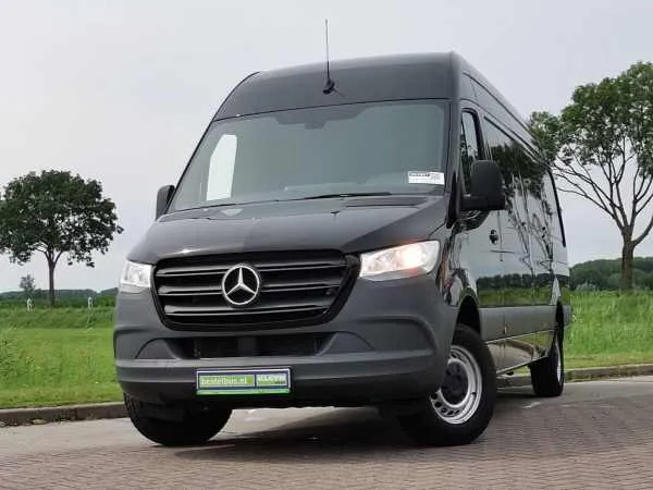 Mercedes-Benz Sprinter 317 L3H2 Maxi Airco MBUX Image 1